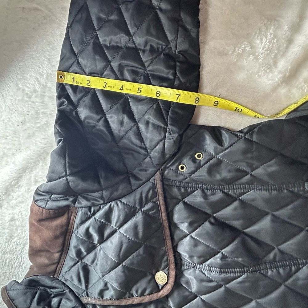 Vince Camuto Black Quilted Jacket with Brown Trim and Gold Accents Size 1X - Picture 8 of 14